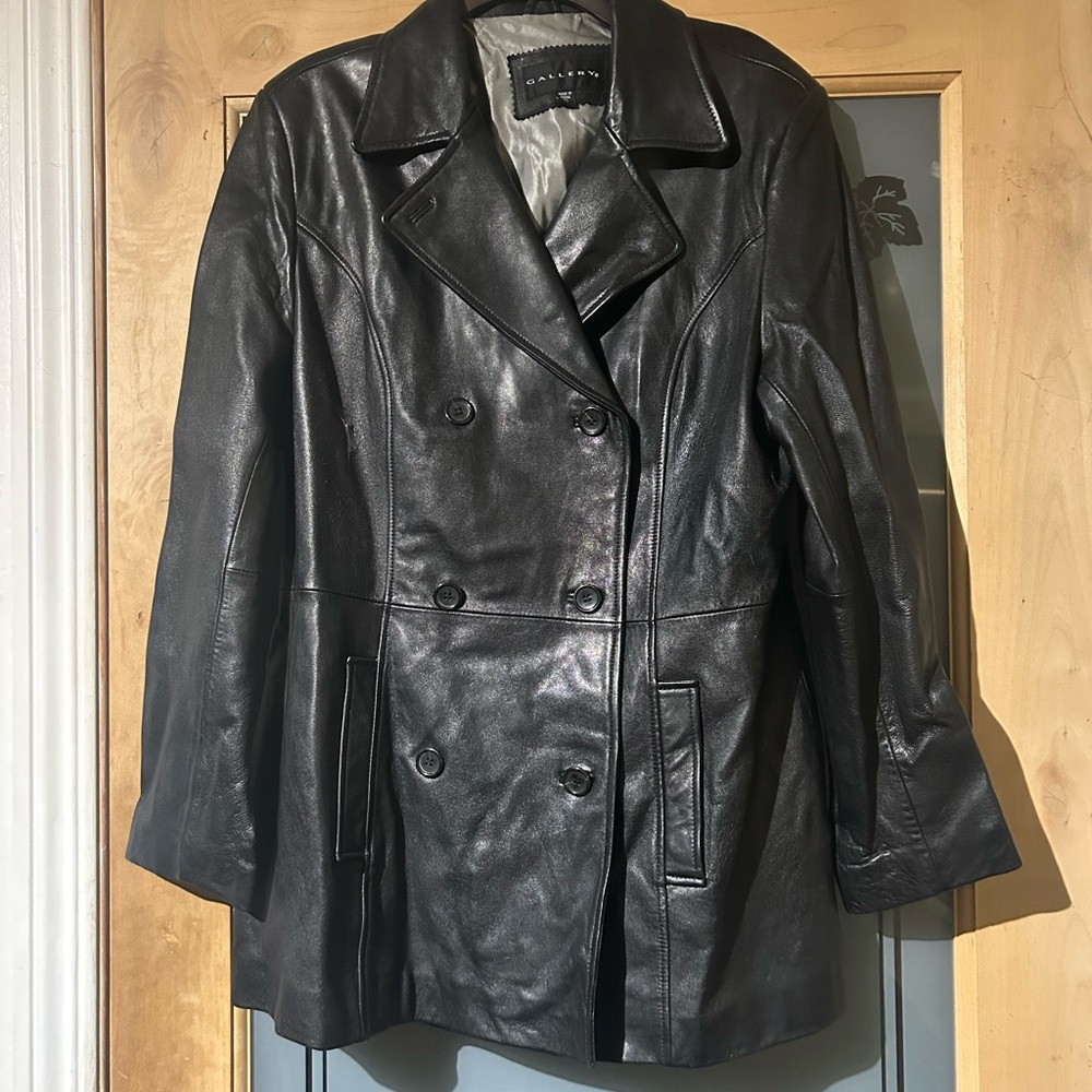 NWOT Gallery Women’s XL Black 100% Leather Jacket for Women